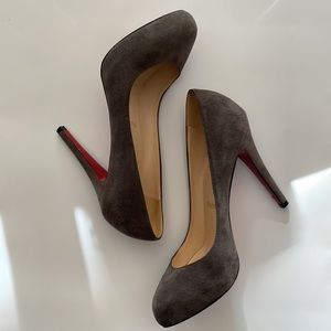 🔥 MOVE-OUT SALE Louboutin Grey Suede Pumps 36IT / 6US